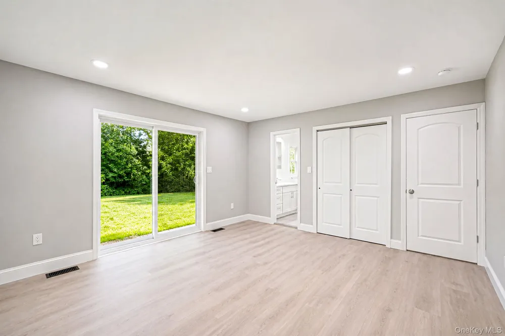 3 Cozine Road S Center Moriches, NY 11934