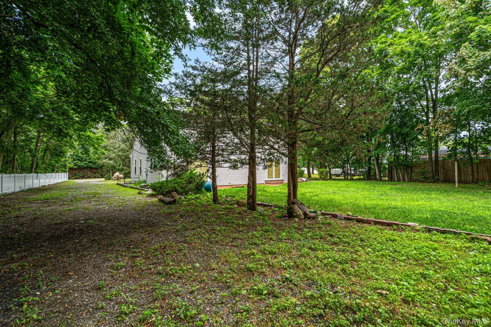 3 Cozine Road S Center Moriches, NY 11934
