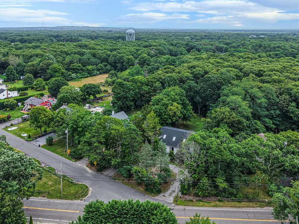 3 Cozine Road S Center Moriches, NY 11934