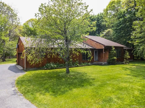 67 Belleview Avenue