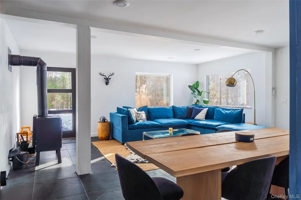 15 Lake View Drive Woodstock, NY 12448