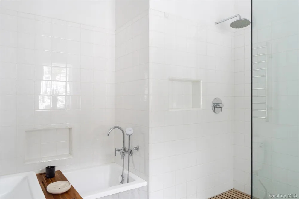 15 Lake View Drive Woodstock, NY 12448