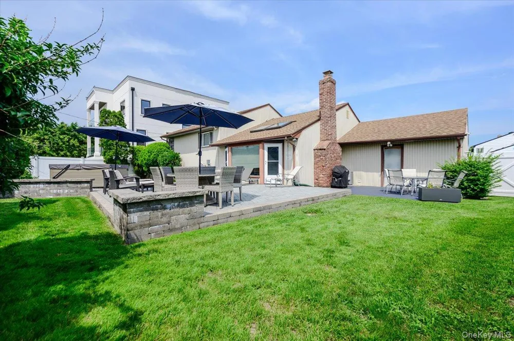 1417 Park Street Atlantic Beach, NY 11509