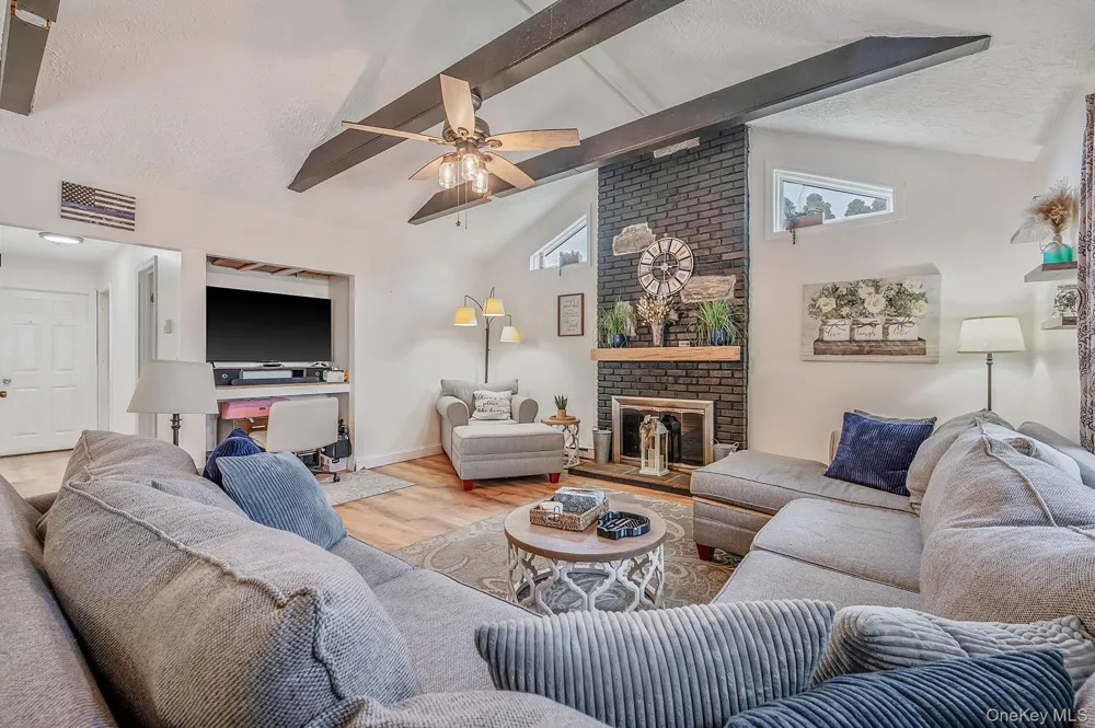 40 Elm Avenue Flanders, NY 11901