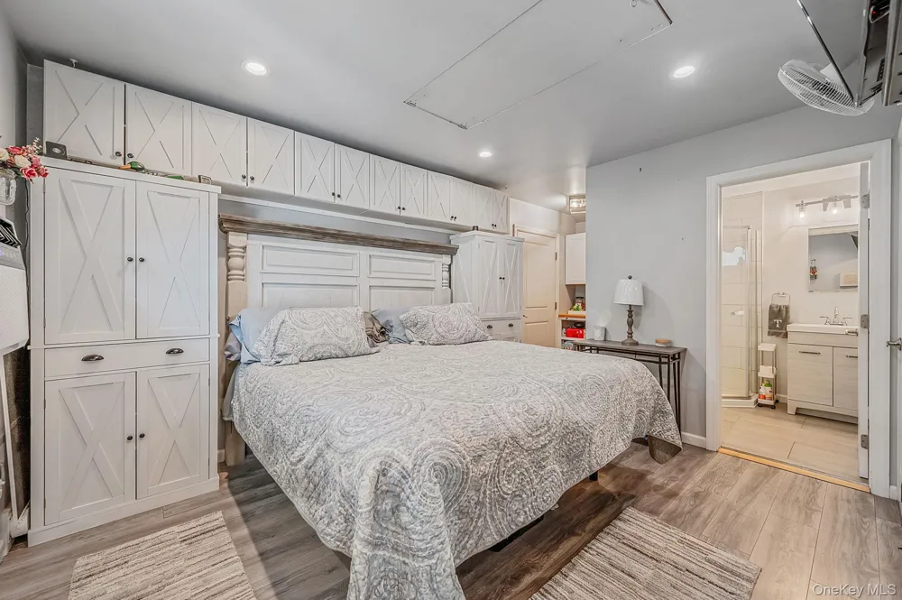 40 Elm Avenue Flanders, NY 11901