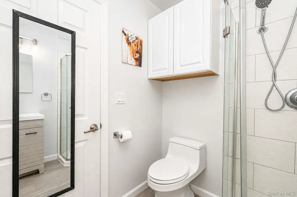 40 Elm Avenue Flanders, NY 11901