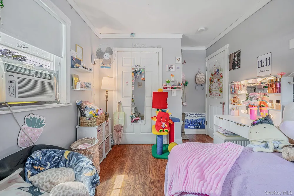 40 Elm Avenue Flanders, NY 11901