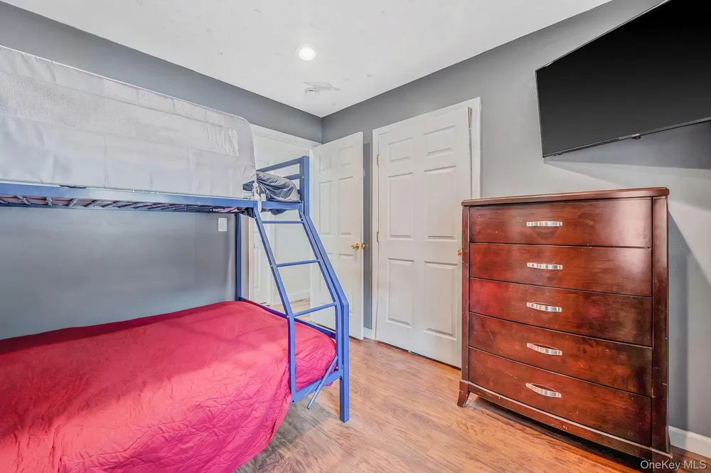 40 Elm Avenue Flanders, NY 11901