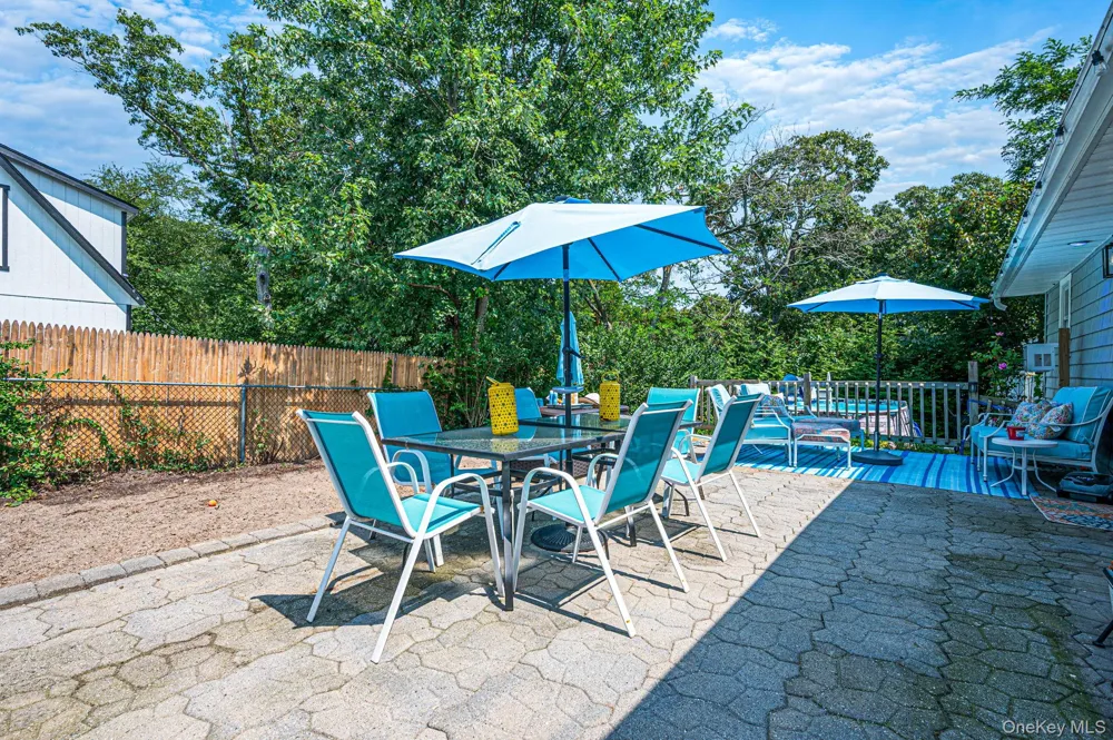 40 Elm Avenue Flanders, NY 11901