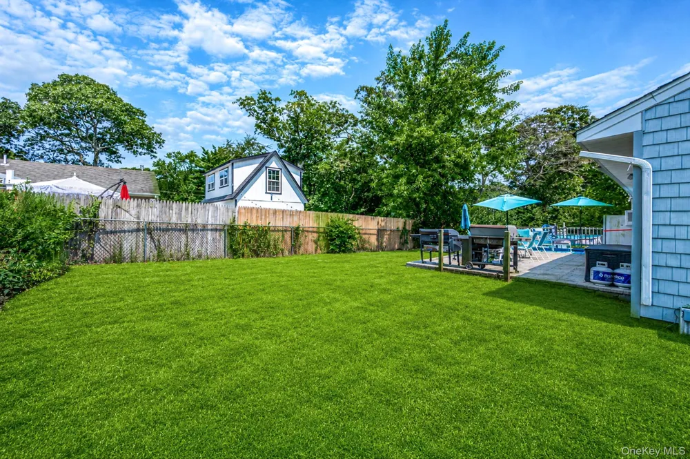 40 Elm Avenue Flanders, NY 11901