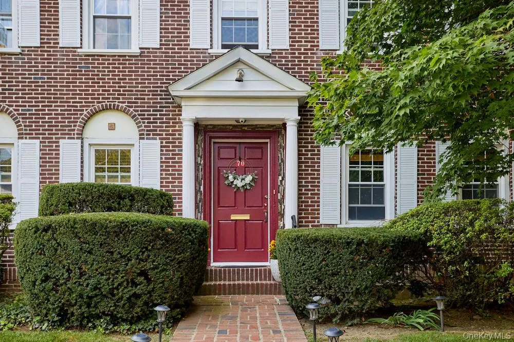 70 Frederick Place Mount Vernon, NY 10552