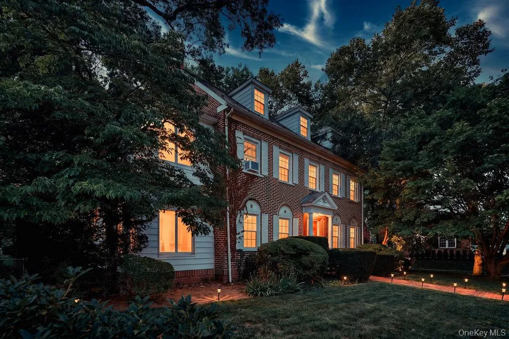 70 Frederick Place Mount Vernon, NY 10552