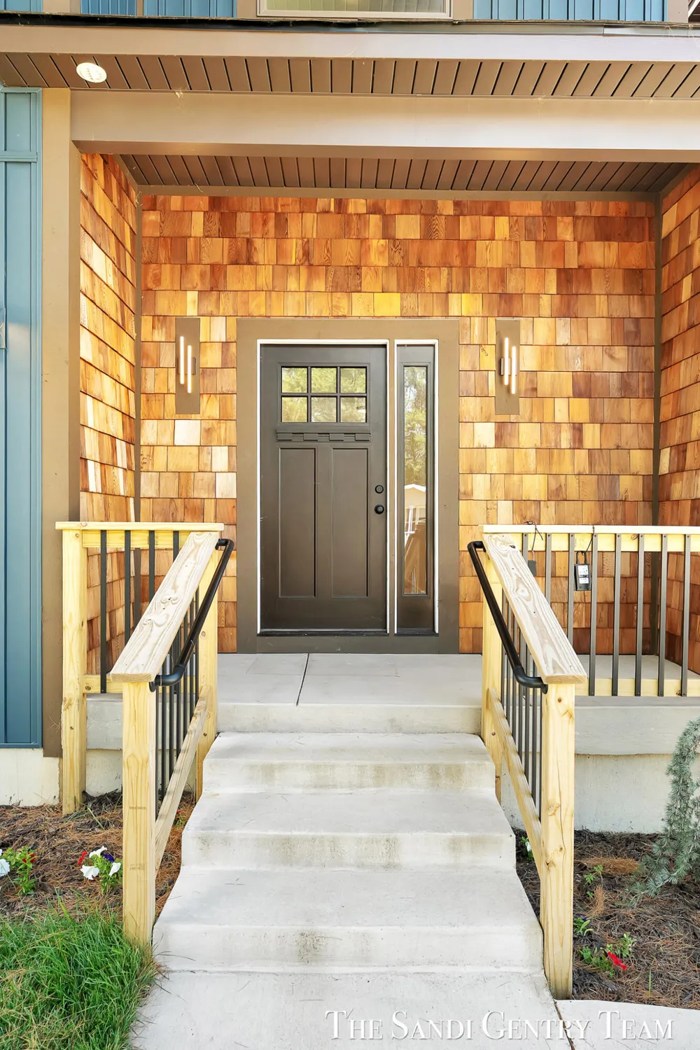 1032 Arlington Avenue Grand Haven, MI 49417