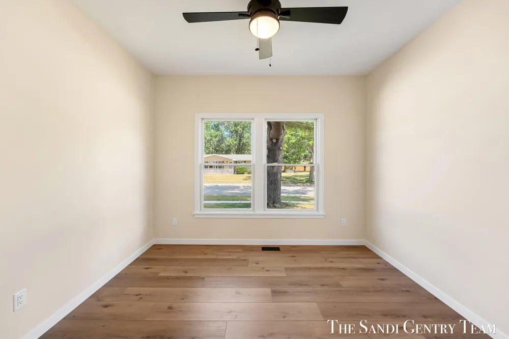 1032 Arlington Avenue Grand Haven, MI 49417
