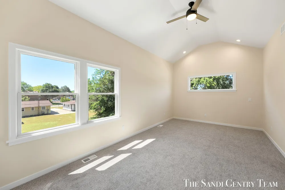 1032 Arlington Avenue Grand Haven, MI 49417