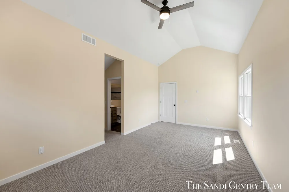 1032 Arlington Avenue Grand Haven, MI 49417