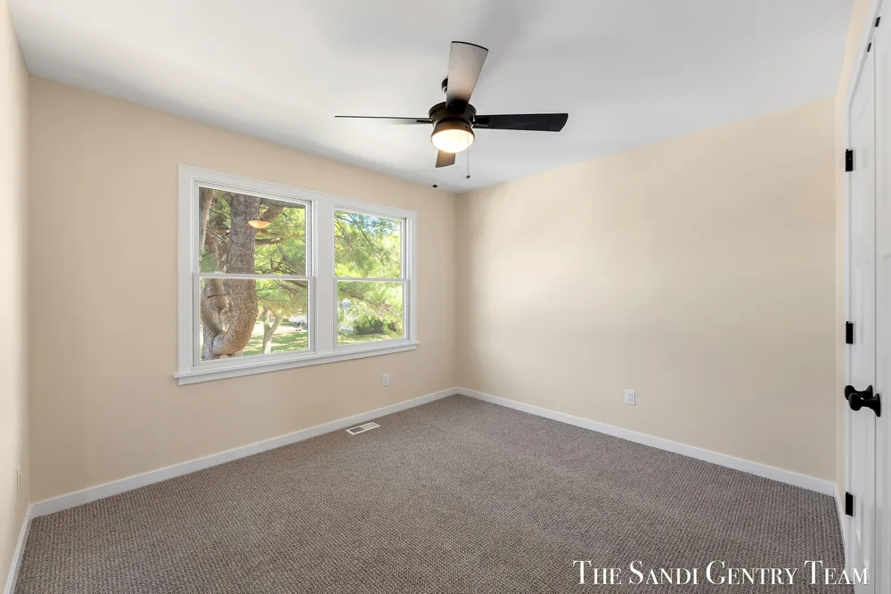 1032 Arlington Avenue Grand Haven, MI 49417