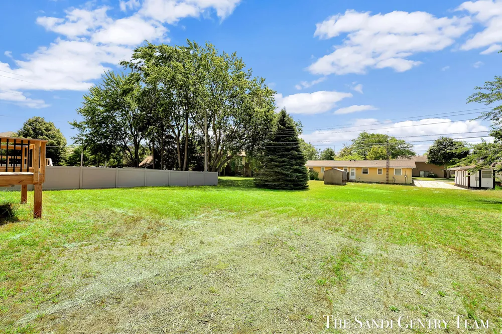 1032 Arlington Avenue Grand Haven, MI 49417