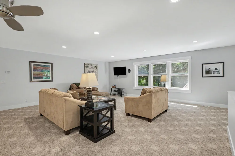 17477 Serenity Court Grand Haven, MI 49417