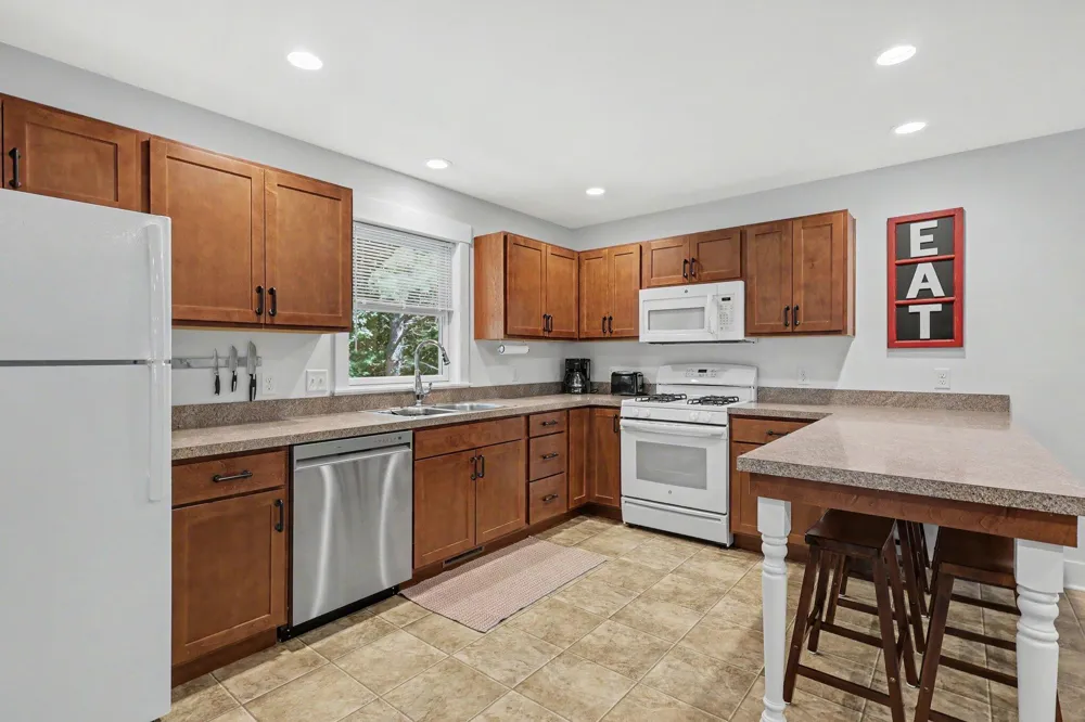 17477 Serenity Court Grand Haven, MI 49417