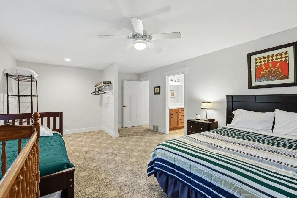 17477 Serenity Court Grand Haven, MI 49417