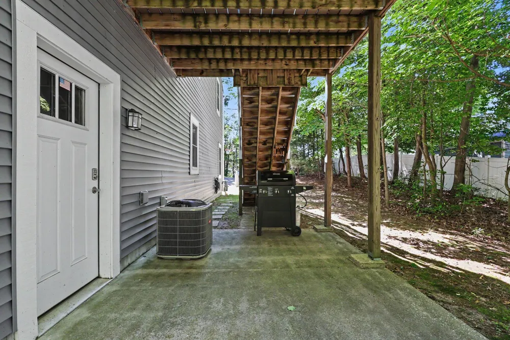 17477 Serenity Court Grand Haven, MI 49417
