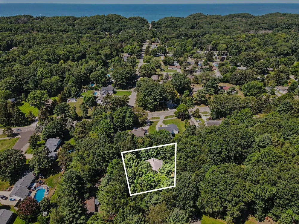 17477 Serenity Court Grand Haven, MI 49417