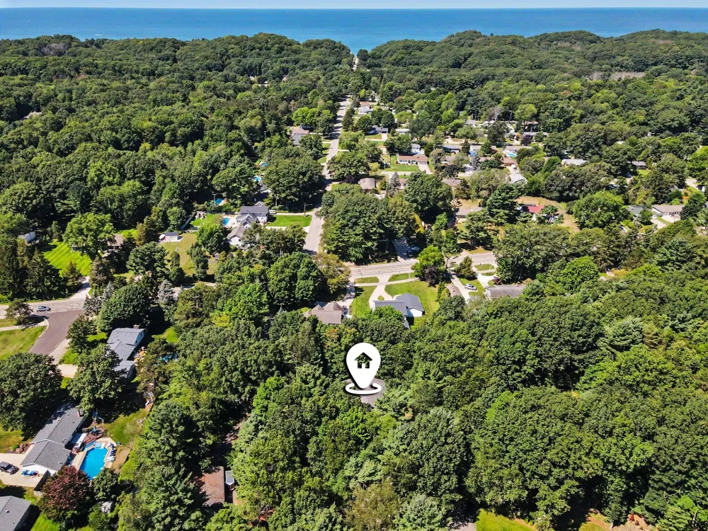 17477 Serenity Court Grand Haven, MI 49417