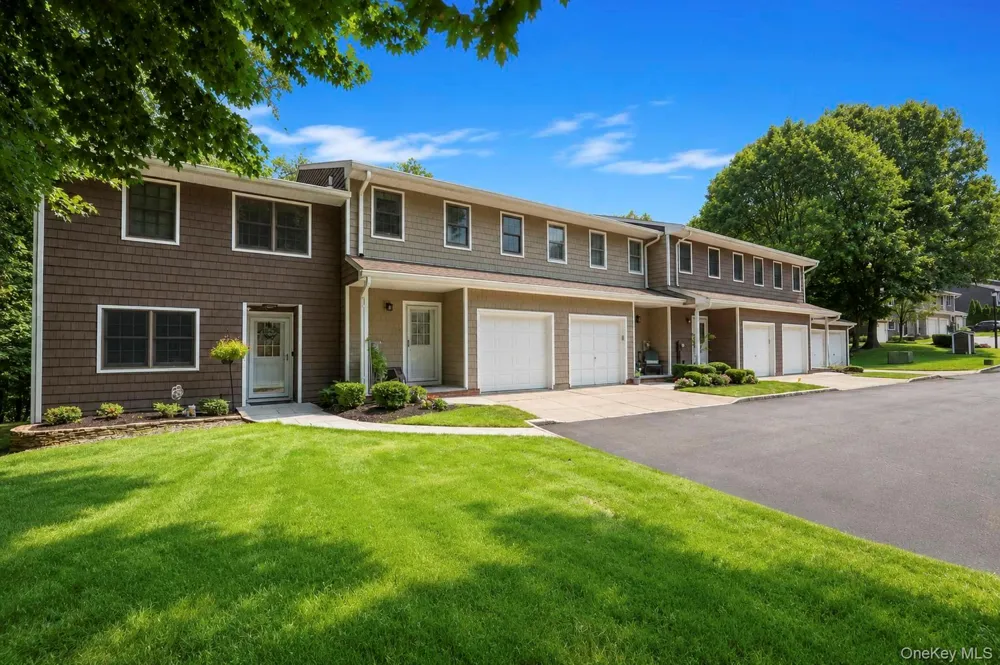 2 Pine Street Huntington, NY 11743