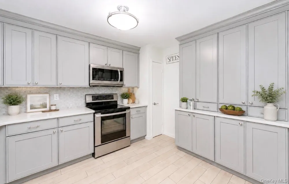 2 Pine Street Huntington, NY 11743
