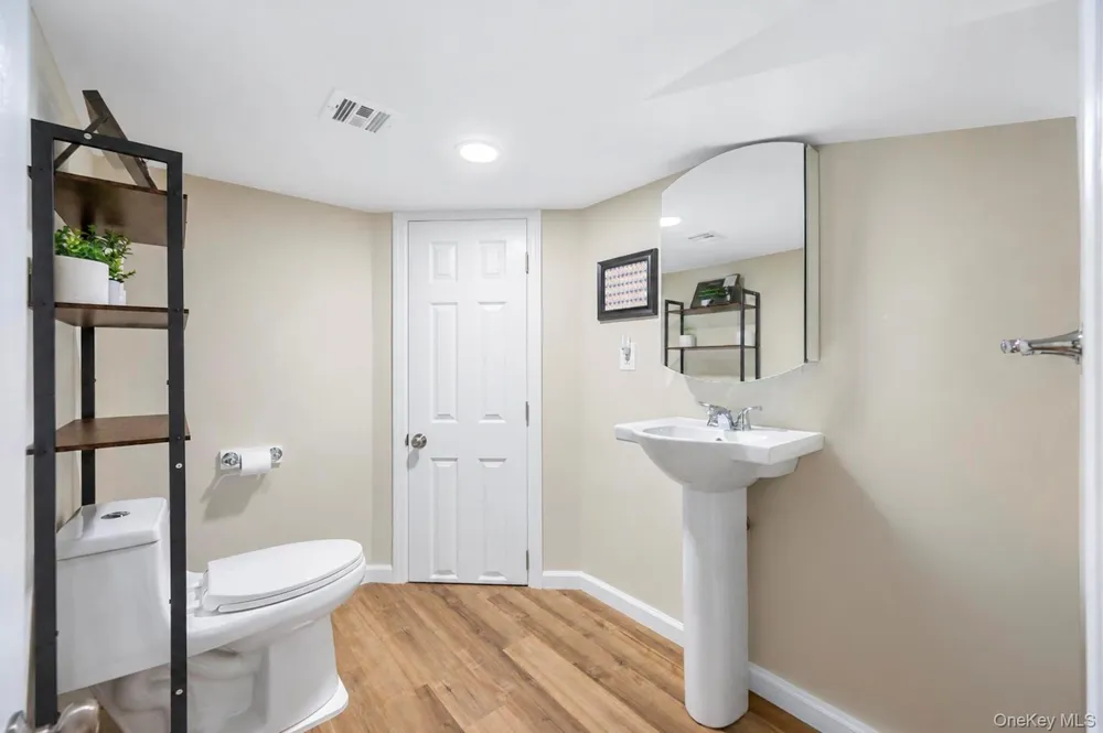 2 Pine Street Huntington, NY 11743