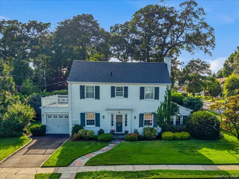 110 Knollwood Road