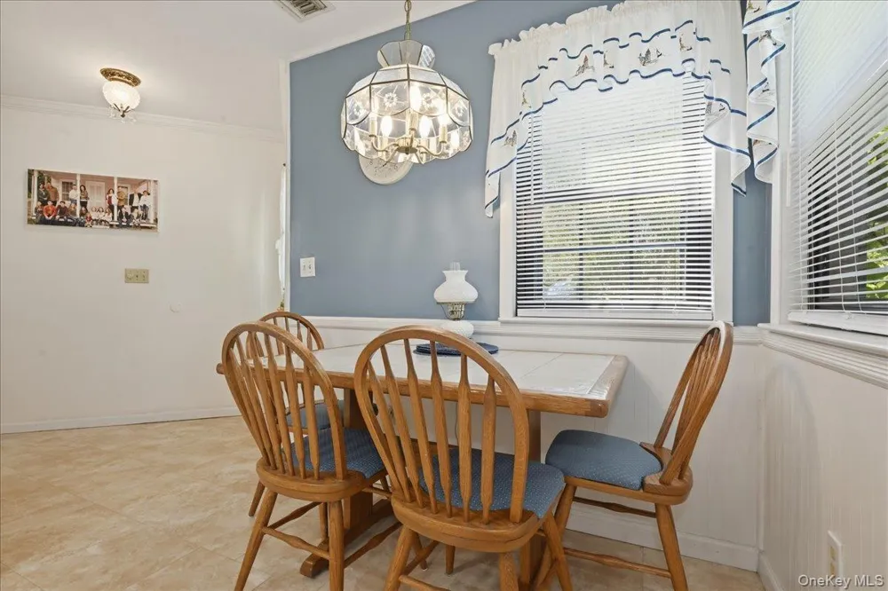 90 Knolls Drive Stony Brook, NY 11790