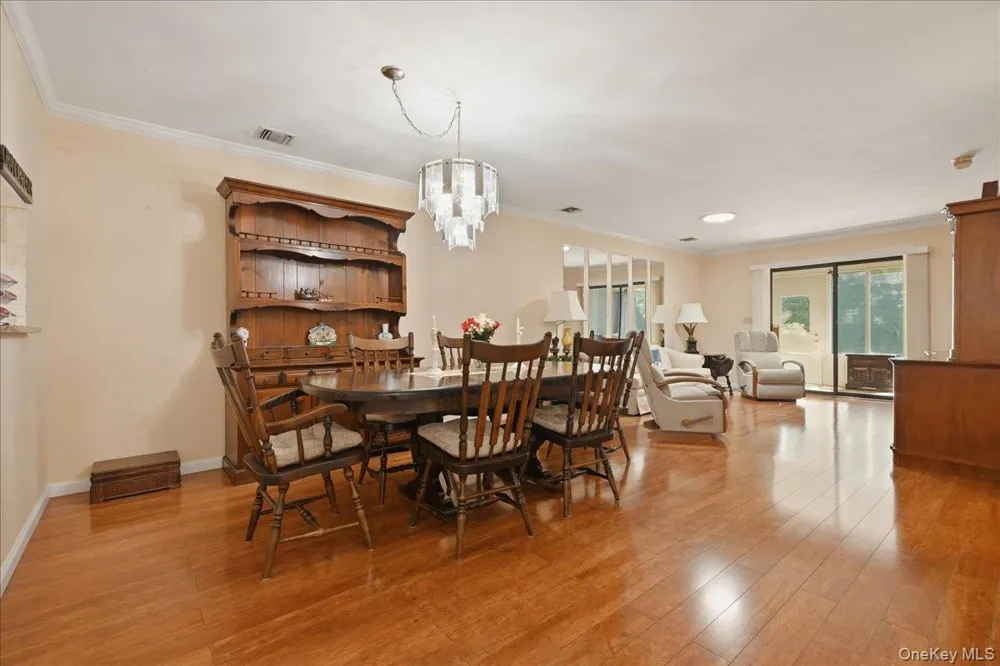 90 Knolls Drive Stony Brook, NY 11790
