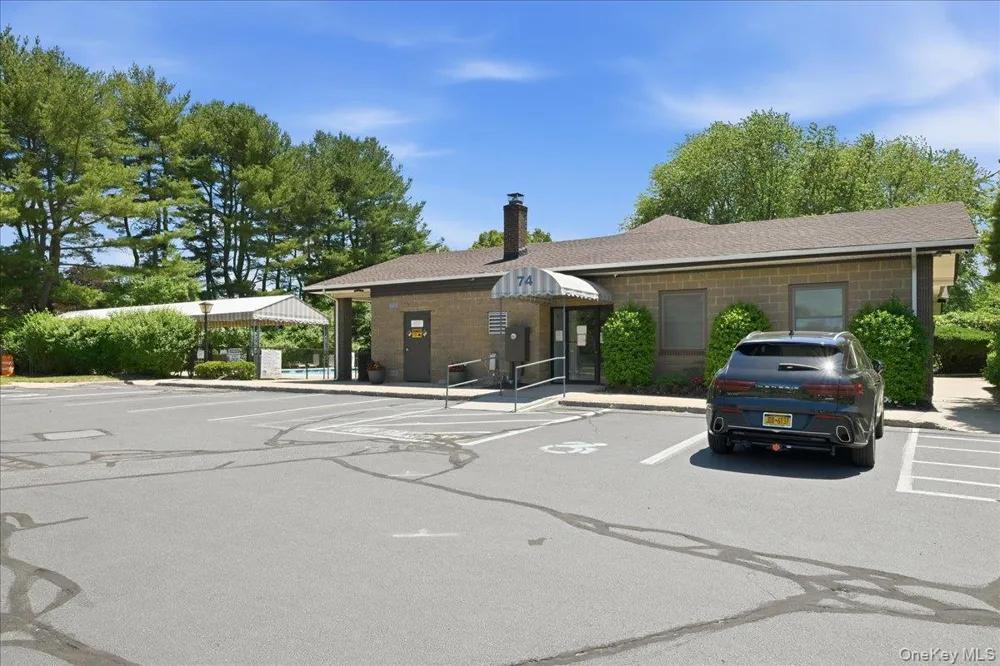 90 Knolls Drive Stony Brook, NY 11790