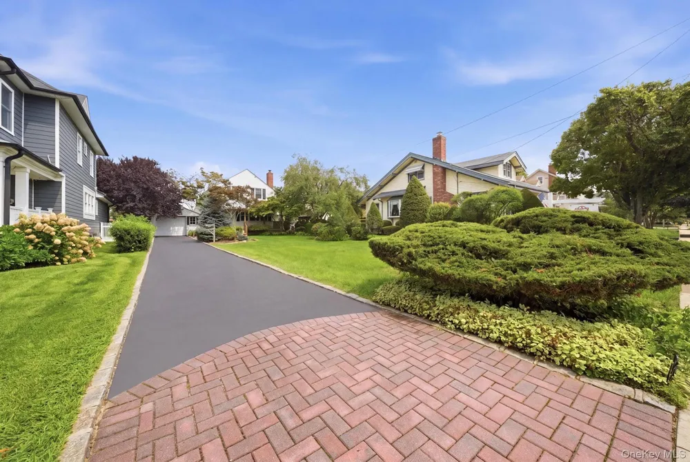 496 Windsor Place Oceanside, NY 11572