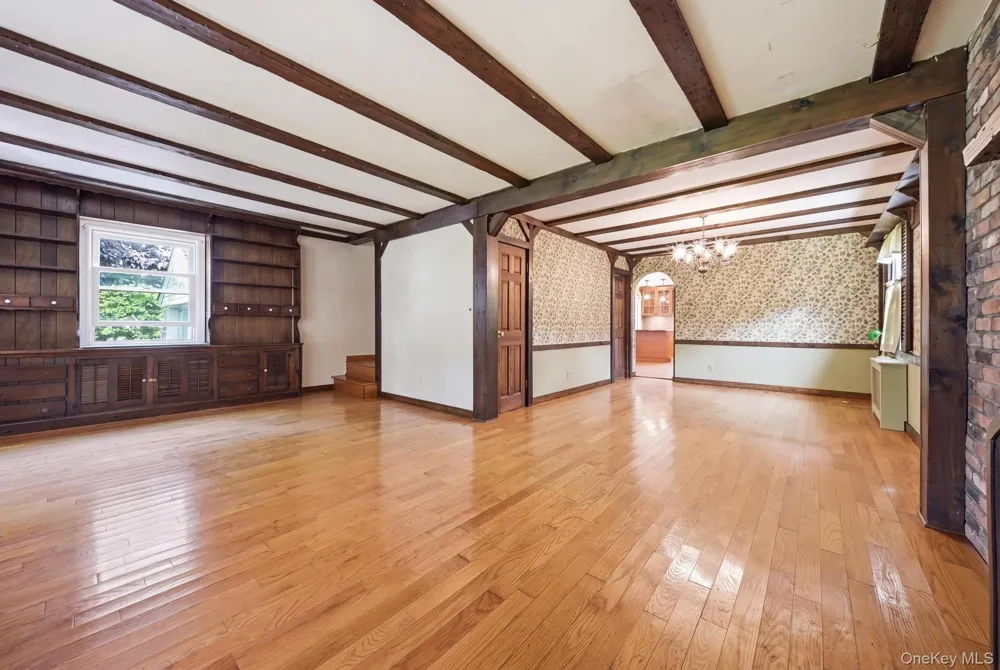 496 Windsor Place Oceanside, NY 11572