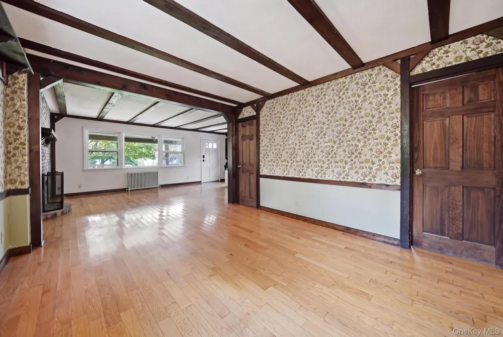496 Windsor Place Oceanside, NY 11572