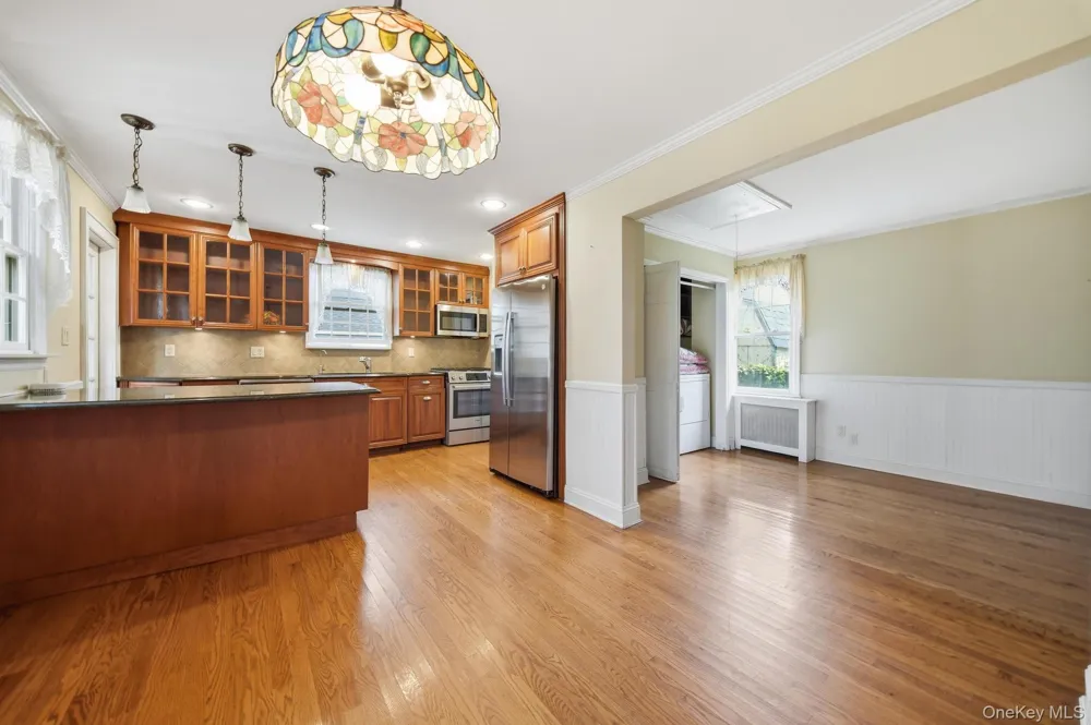 496 Windsor Place Oceanside, NY 11572