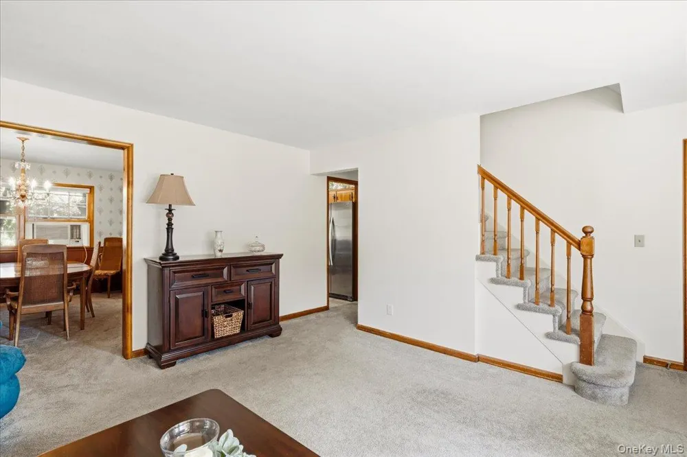 68 Roy Avenue Massapequa, NY 11758