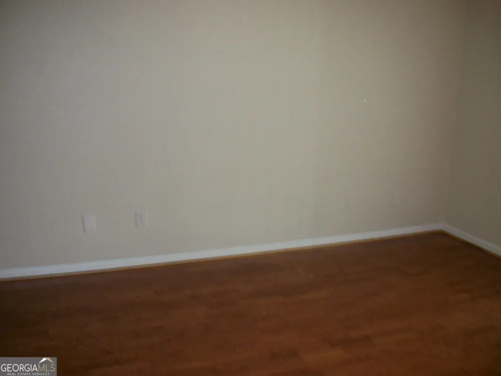 207 Granville CT Sandy Springs, GA 30328
