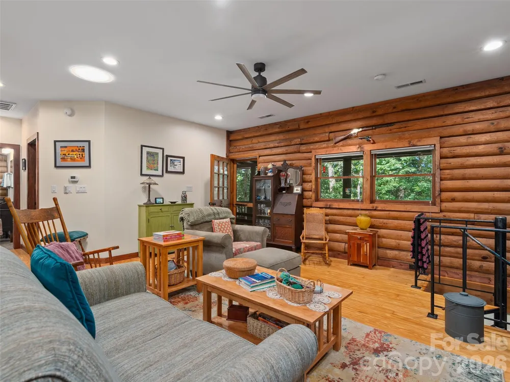 185 Rainbow Lake Drive Brevard, NC 28712