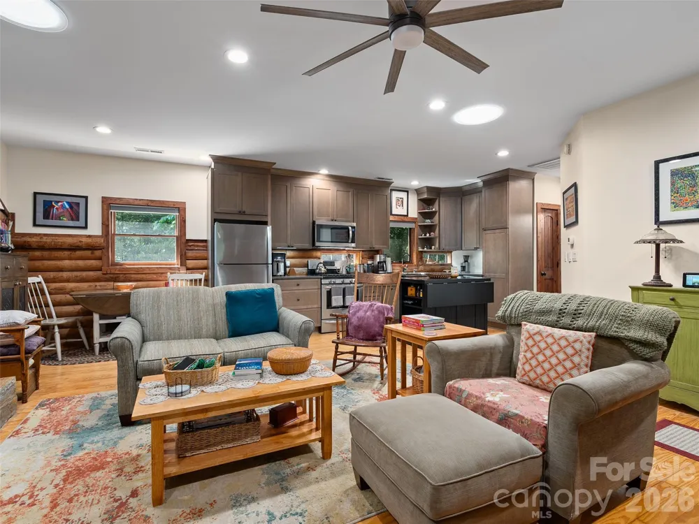 185 Rainbow Lake Drive Brevard, NC 28712