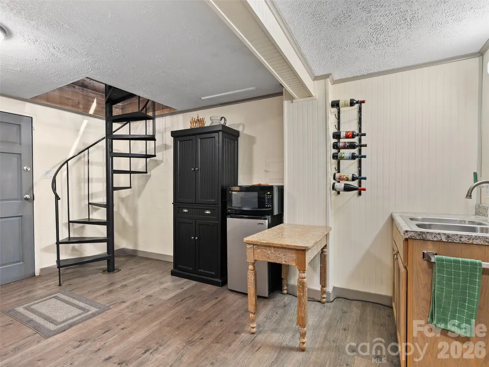 185 Rainbow Lake Drive Brevard, NC 28712