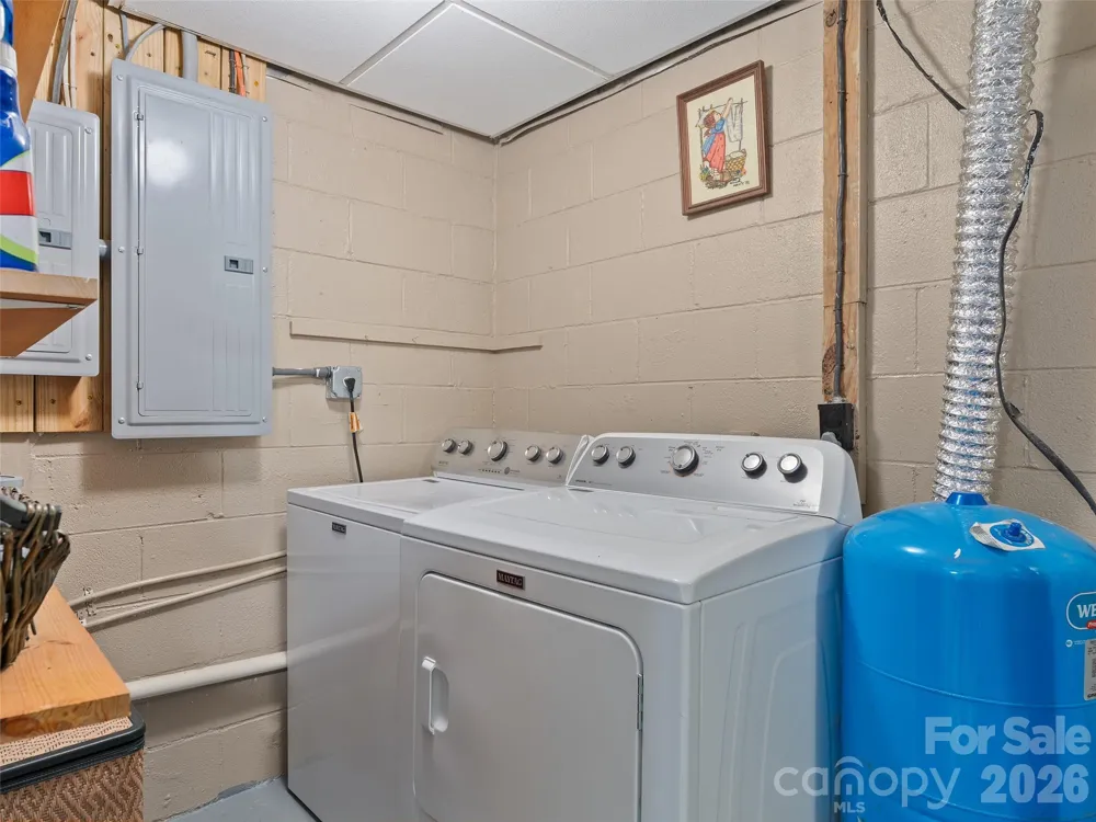 185 Rainbow Lake Drive Brevard, NC 28712