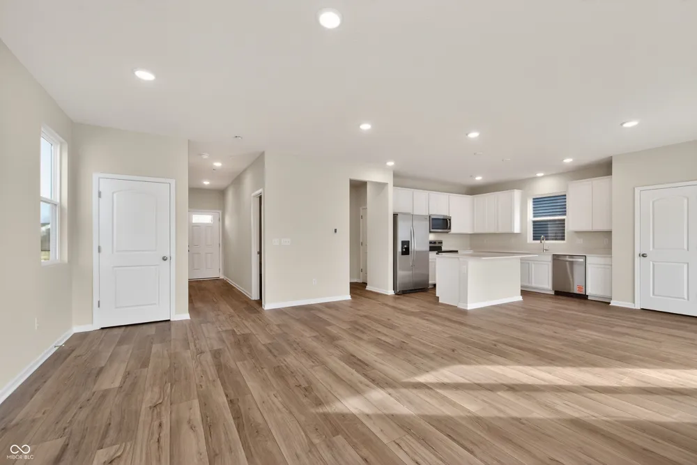 3726 Gordon Drive Whitestown, IN 46075