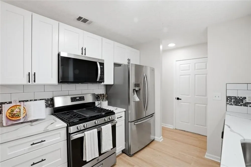 6839 Silver Maple Drive Rex, GA 30273