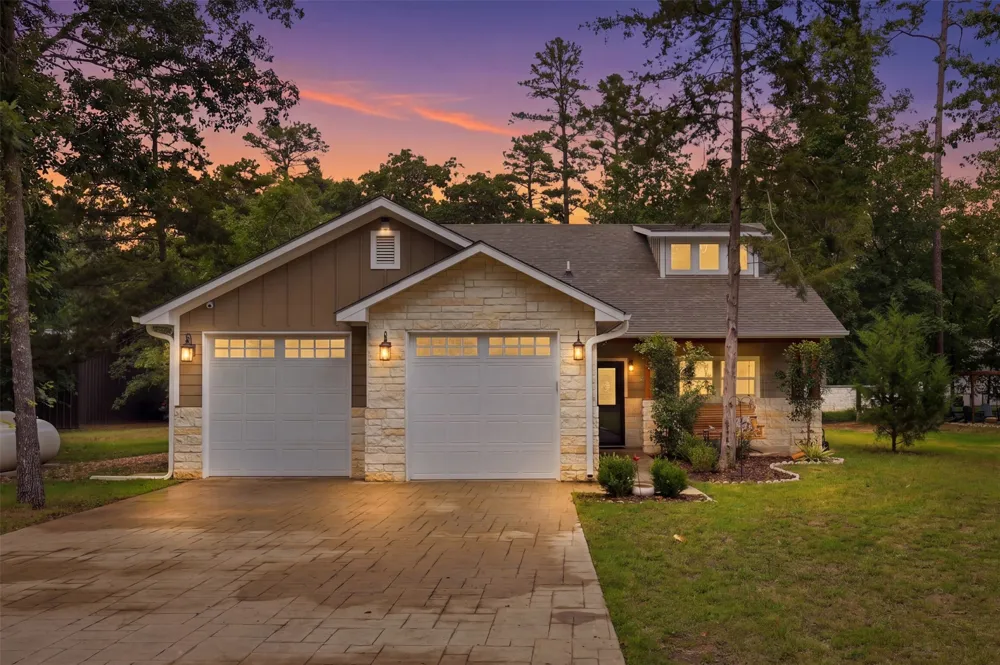 733 King Arthur Ct Scroggins, TX 75480