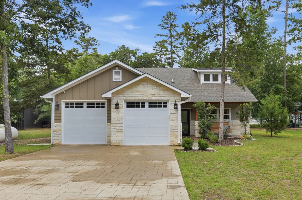 733 King Arthur Ct Scroggins, TX 75480