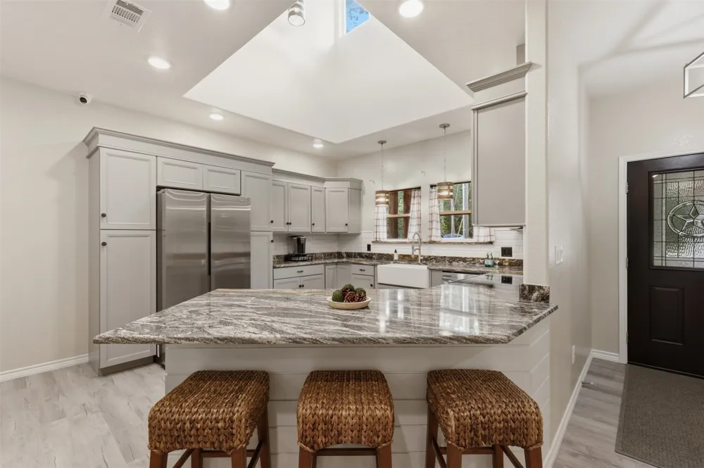 733 King Arthur Ct Scroggins, TX 75480